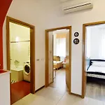 Spacious With Parking Umag