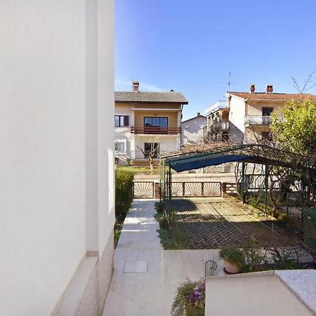 Daire Spacious With Parking *