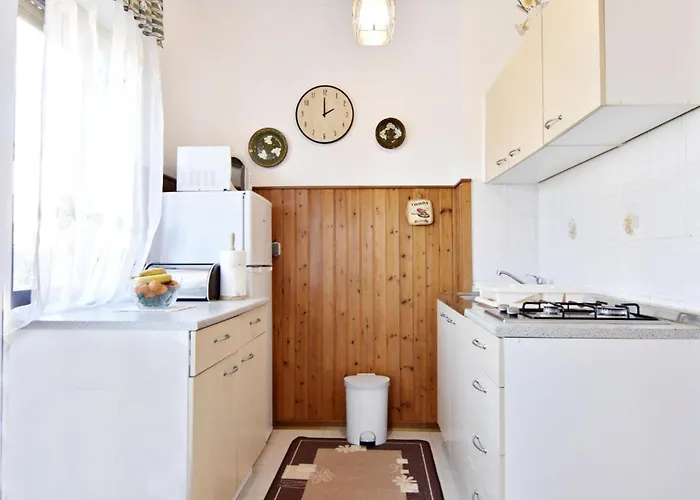 Spacious With Parking * Умаг