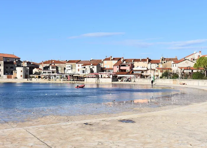 Daire Spacious With Parking Umag